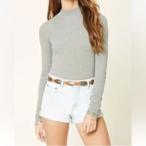 NWT WOMENS PREMIUM FOREVER 21 SKY LIGHT BLUE CUFFED DENIM SHORTS SIZE 29